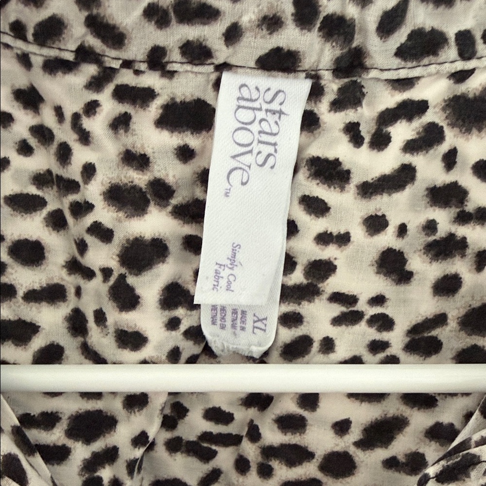 Stars Above “Simply Cool Fabric” Pajama Set – XL – Leopard Print - Picture 2 of 6